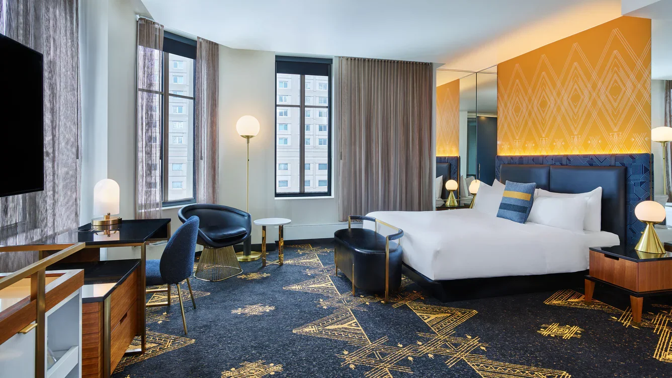 W Minneapolis - Foshay W Minneapolis - Foshay